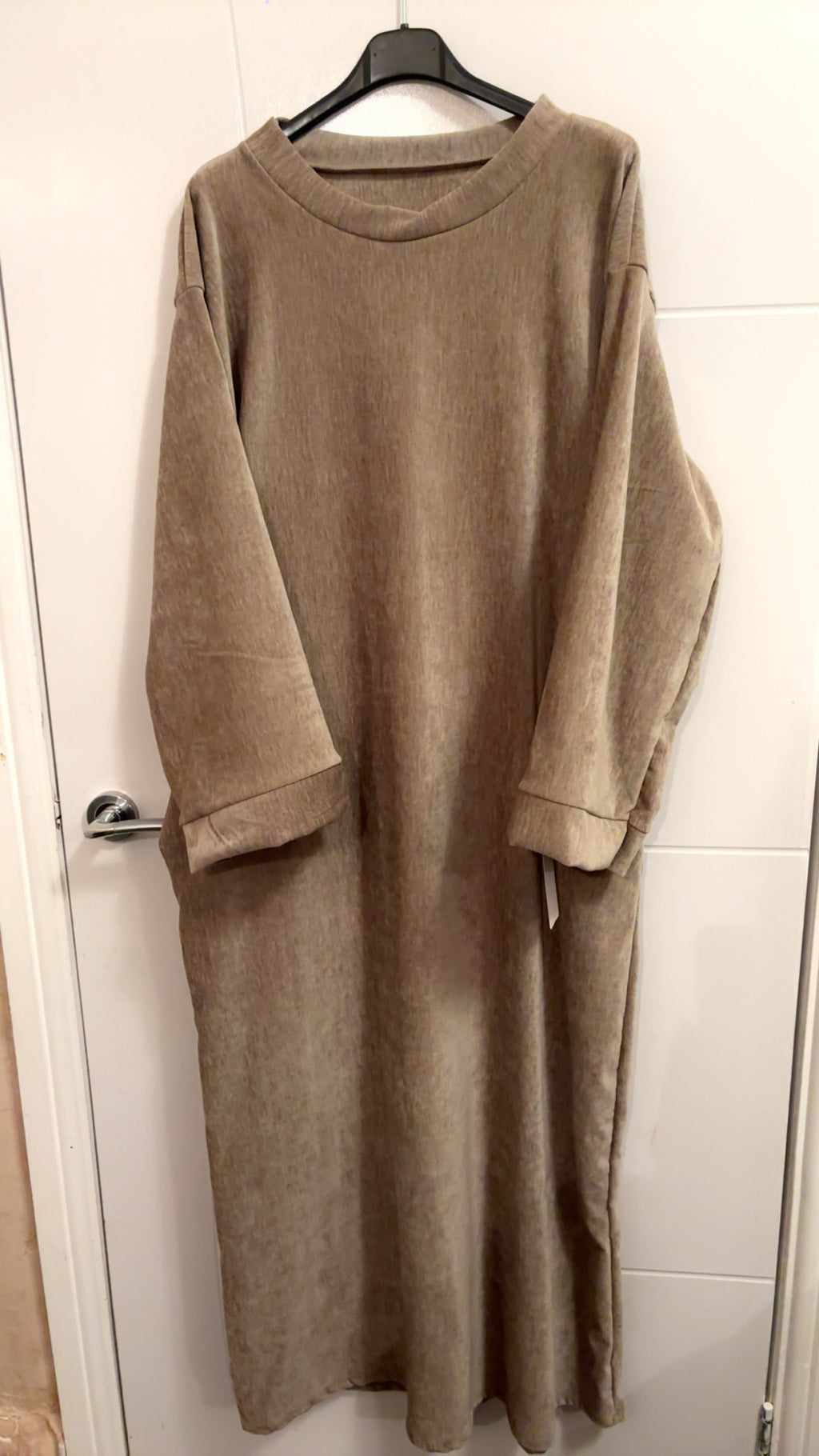 Elegant Long Velvet Dress